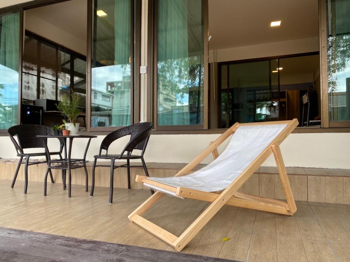 Catory Villa Bangkok Exterior photo